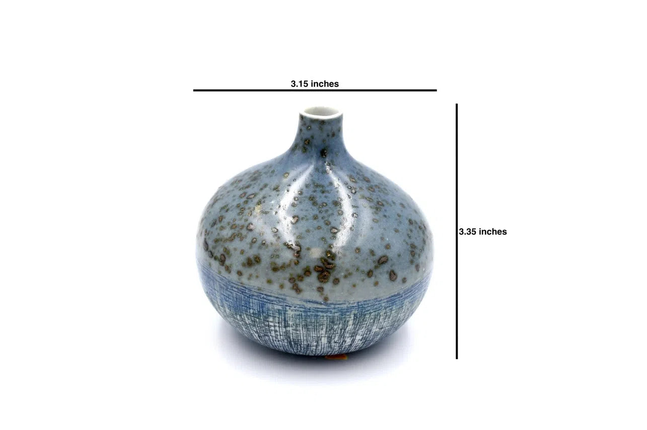 Congo Tiny Bud Vase