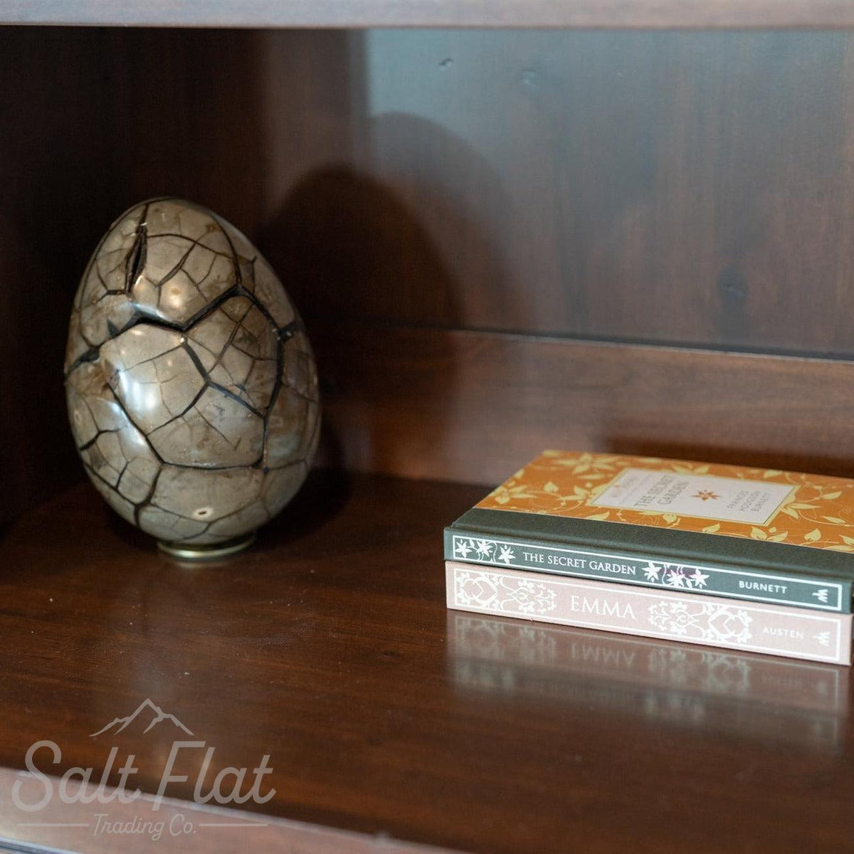 Peek-a-Boo Septarian Dragon Egg