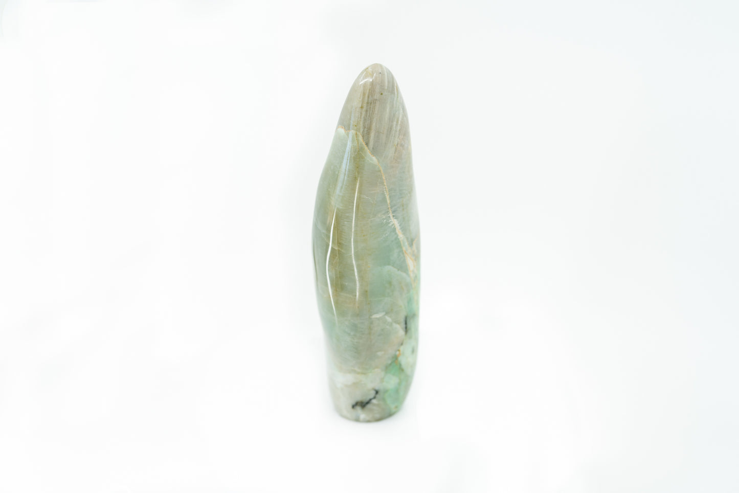 Garnierite Free Form
