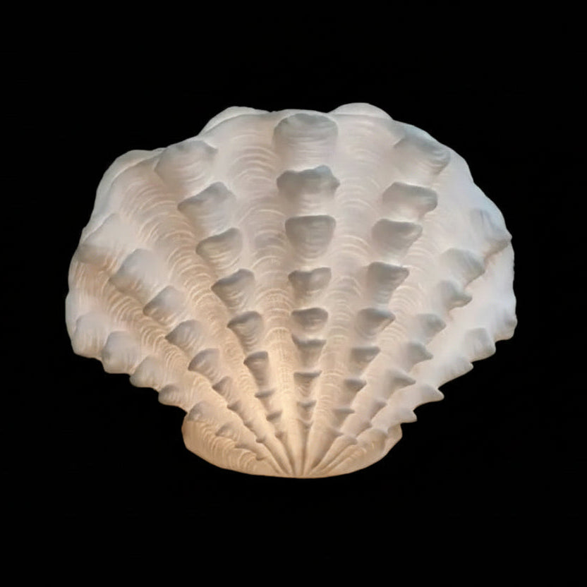 Standing Scallop Light
