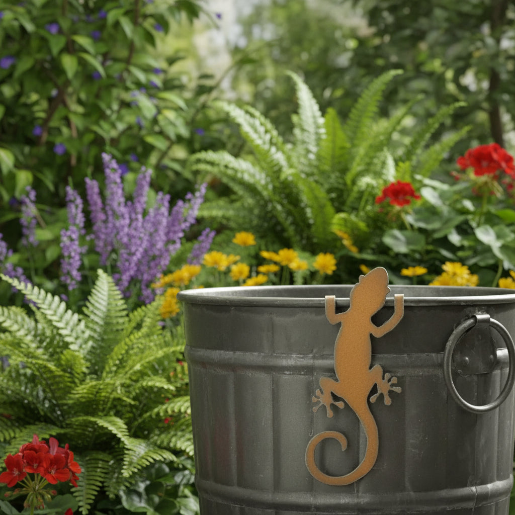 Rustic Metal Pot Climbers