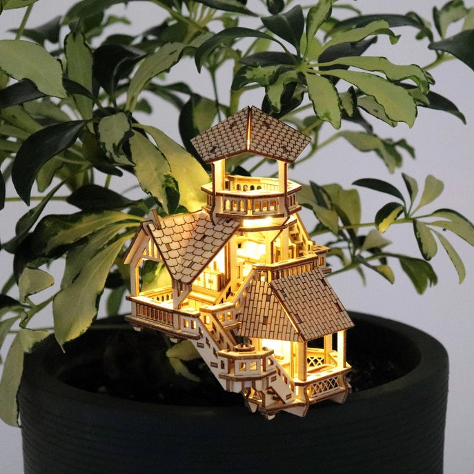 Tiny Treehouses