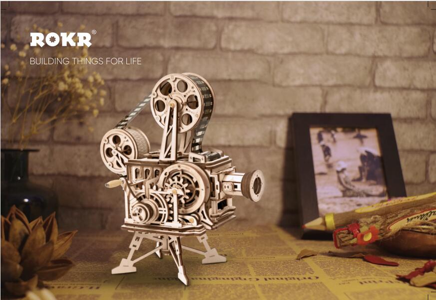  Robotime Vitascope Mechanical Wood Kit, Assemble a Wooden Vintage  Movie Projector, Includes 183 Pieces to Create a Working Reel